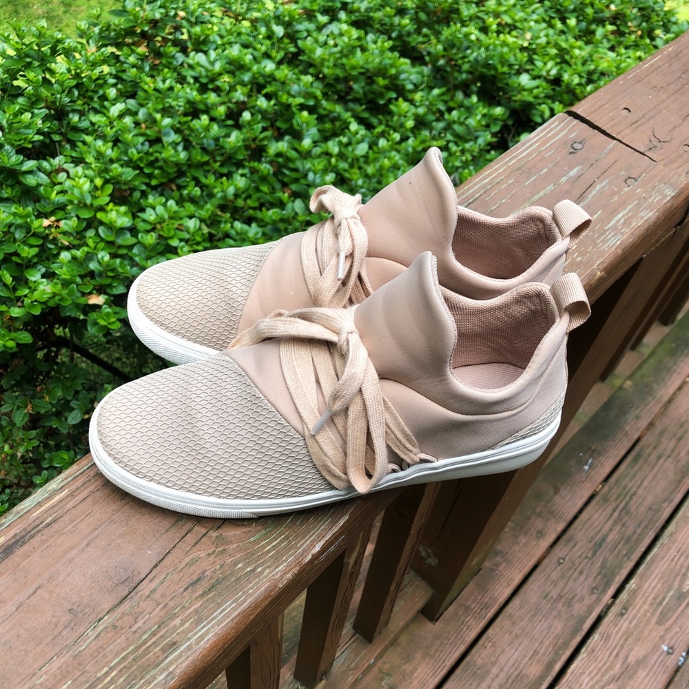 Steve Madden Slip-Ons